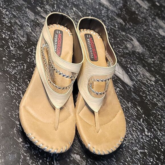 MODZORI WOMEN'S VALENCIA REVERSIBLE VEGAN WEDGE FLIPS SANDAL R3 - Picture 2 of 16